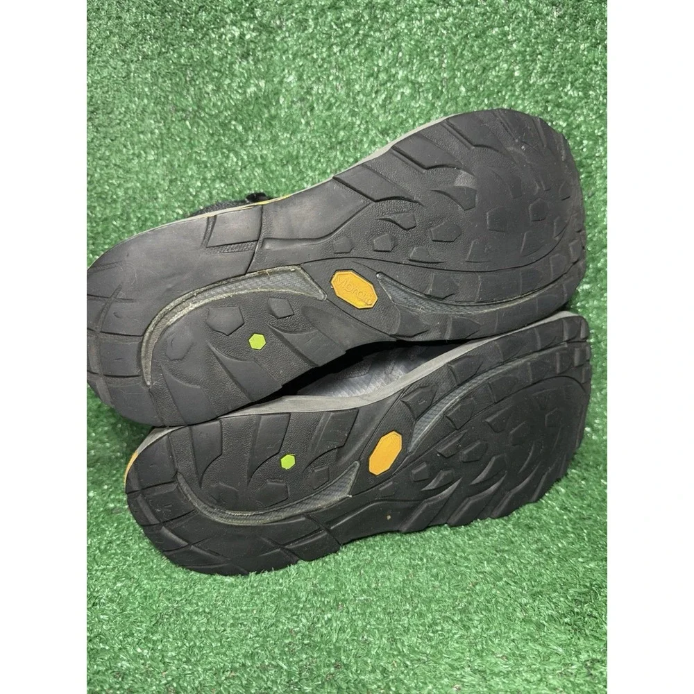 Topo Athletic Trailventure 2 WP Mens Size 10.5 Grey Vibram Hiking Boots Shoes